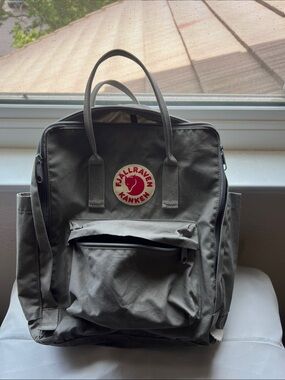 Kånken Classic Backpack - Gray